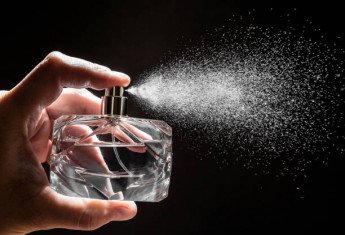 Parfüm und Kosmetik